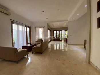 Modern House With Pool In Quite Location Pondok Indah Area