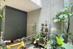 thumbnail-rumah-2-lantai-bagus-di-yve-habitat-limo-depok-4