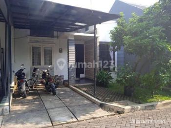 Dijual Rumah Lokasi Strategis di Cibubur Permai Dekat Tol Cibubur