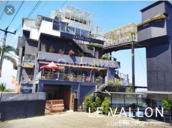 Cafe disewakan di Jl Dago pakar dekat Taman hutan raya Dago bandung