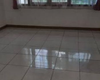 Rumah Dijual Nyaman 2 Lantai di Setrawangi
