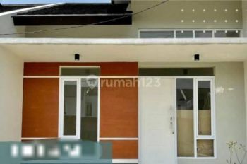Rumah Minimalis Nyaman di Komplek Taman Kopo Indah V Bandung