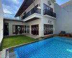 thumbnail-brand-new-modern-villa-di-merthanadi-kerobokan-0