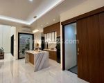 thumbnail-eldora-suvarna-sutra-rumah-mewah-full-furnished-full-renovasi-4