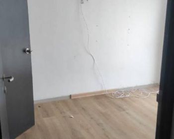 Rumah Di Eastern Park Tahap 1, Strategis