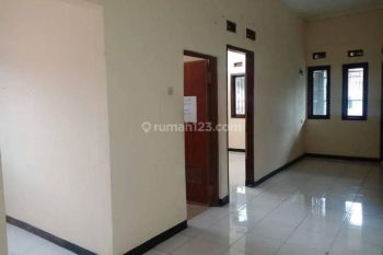 Disewakan Rumah/Kantor Siap Huni di Sayap Buah Batu