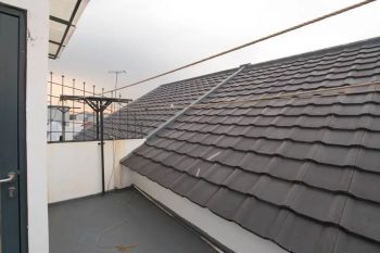 Kost Abdi Muwardi Tipe Jendela Dekat Fakultas Kedokteran Univ.Trisakti