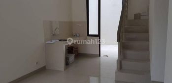 Disewakan Rumah Murah 2lantai di Cluster Shinano Jakarta Garden City Jakarta
