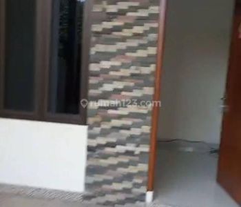 DI SEWAKAN RUMAH RAPIH SIAP HUNI PORIS INDAH, TANGERANG