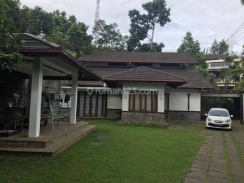 Rumah Mewah Bagus SHM 2 Lantai di Hegarmanah, Bandung