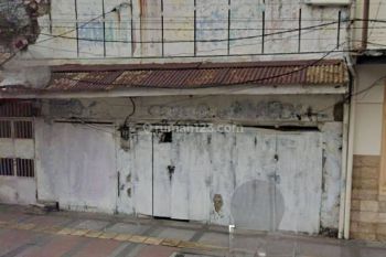 Ruang Usaha Hitung Tanah di Jendral Sudirman Mainroad