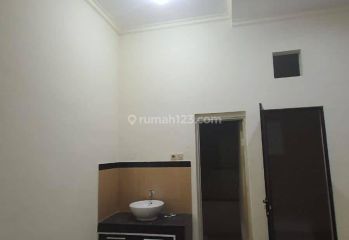 DISEWAKAN RUMAH DI LEBAK INDAH KENJERAN