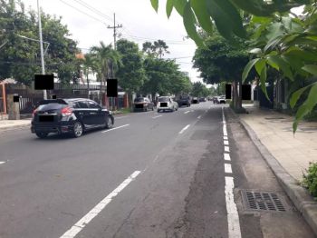 Rumah terawat,nol jalan raya kartini