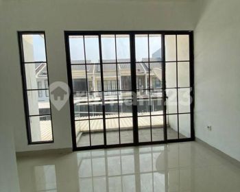 Disewa rumah cluster green lake city dengan harga termurah