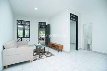 Rumah Lokasi BAGUS di Graha Raya, Dkt Transmart, Akses Tol, Nego