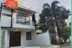 thumbnail-strategis-rumah-hoek-2-lantai-antapani-kota-bandung-203m10-0