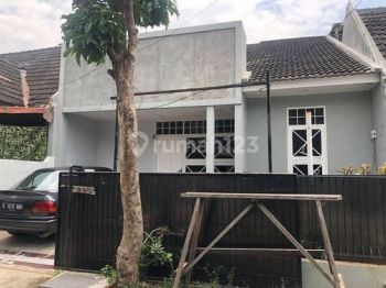 Sale Rumah: Rumah di pondok aren