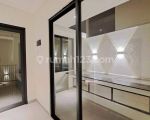 thumbnail-disewa-rumah-4-kamar-furnished-di-carson-summarecon-gading-serpong-khusus-7