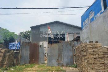 Gudang di Raya Randuagung, Singosari, Malang