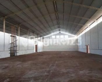 GUDANG DAN TANAH NOL JALAN JOMBANG