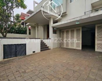 RUMAH PONDOK INDAH DIJUAL ~ LT/LB 391/374 ~ PREMIUM AREA