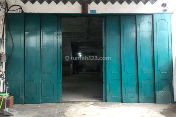 Ruko Gandeng Jalan Sei Kera