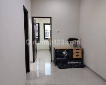 Disewakan Rumah Bukit Palma Citraland Surabaya