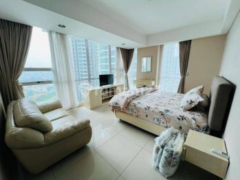 Kemang Village Infinity 181 m² 3 BR Private Lift Pet Friendly 2300