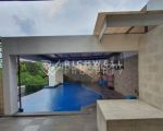 thumbnail-for-rumah-dengan-infinity-pool-design-modern-tropis-nuansa-resort-lokasi-sangat-8