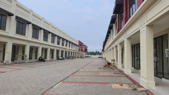 Disewa Ruko Baru Lokasi Strategis Gading Serpong