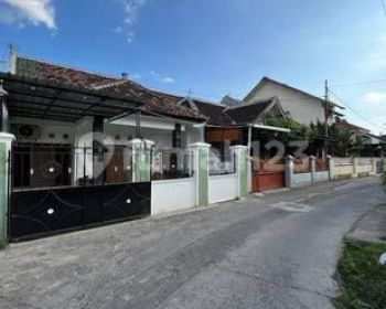 RUMAH JALAN GARUDA KOTAGEDE BANGUNTAPAN