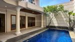 thumbnail-rumah-dijual-cipete-ltlb-400400-modern-classic-house-turun-harga-0