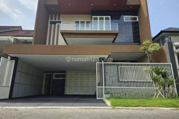 RUMAH BARU MEWAH DI GREENWOOD ARAYA MALANG