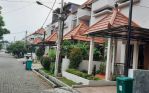 thumbnail-disewakan-rumah-di-bilabong-soeta-2-lantai-bagus-full-furnished-1