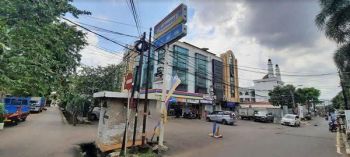 Disewakan Ruko 3, 5 Lantai, Luas 262m2  di Jl. Bekasi Timur 9 , Jatinegara