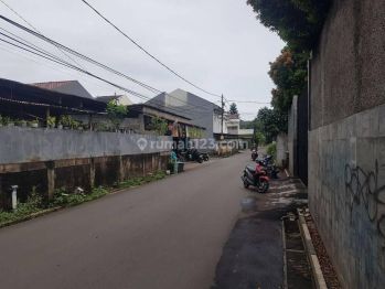 Tanah kavling Luas  467 di Cilandak Andara hanya 500 meter dari pintu tol Andara