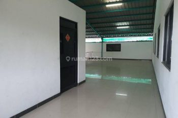 Gudang + 6 Office 2 Lantai Neglasari, Tangerang 1.100 M Bagus HGB