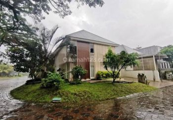 Rumah Full Furnished di Ijen Nirwana Tengah kota Malang