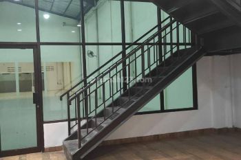 Disewakan Gudang Taman Tekno BSD - dekat pintu tol