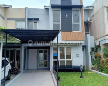 Rumah di Cosmo The ICON BSD 2 Lantai SHM Bagus