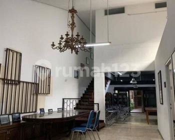 Ruang Usaha Terawat di Sayap Dago Cocok Untuk Kantor , Tempat Les