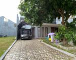 thumbnail-rumah-mewah-grand-wisata-1