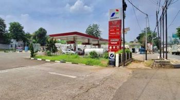 Spbu Hitung Tanh Saja di Tb Simatupang Jakarta Selatan