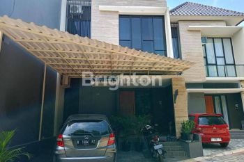 RUMAH 2 LANTAI SIAP HUNI DEKAT EXIT TOL BANYUMANIK DAN DEKAT UNDIP