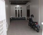 thumbnail-rumah-bagus-furnished-maguwoharjo-sleman-yogyakarta-11