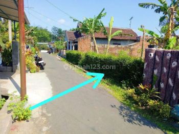 Tanah 250 M2 di Desa Ngebruk Sumberpucung Malang Gmk01630