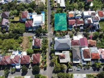 Tana di Kawasan Elite Pecatu Graha , Kuta Selatan , Badung