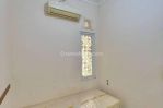 thumbnail-sewa-rumah-sukolilo-dian-regency-2-semi-furnished-hadap-selatan-14