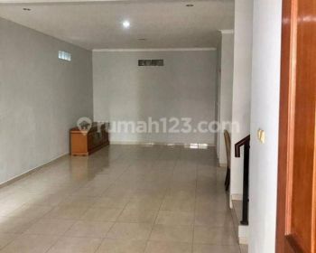 Disewakan Rumah Cluster Teresta di Metland Menteng Jakarta Timur