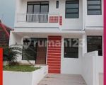 thumbnail-top-pisan-rumah-baru-di-komplek-taman-sari-bandung-309m16-0